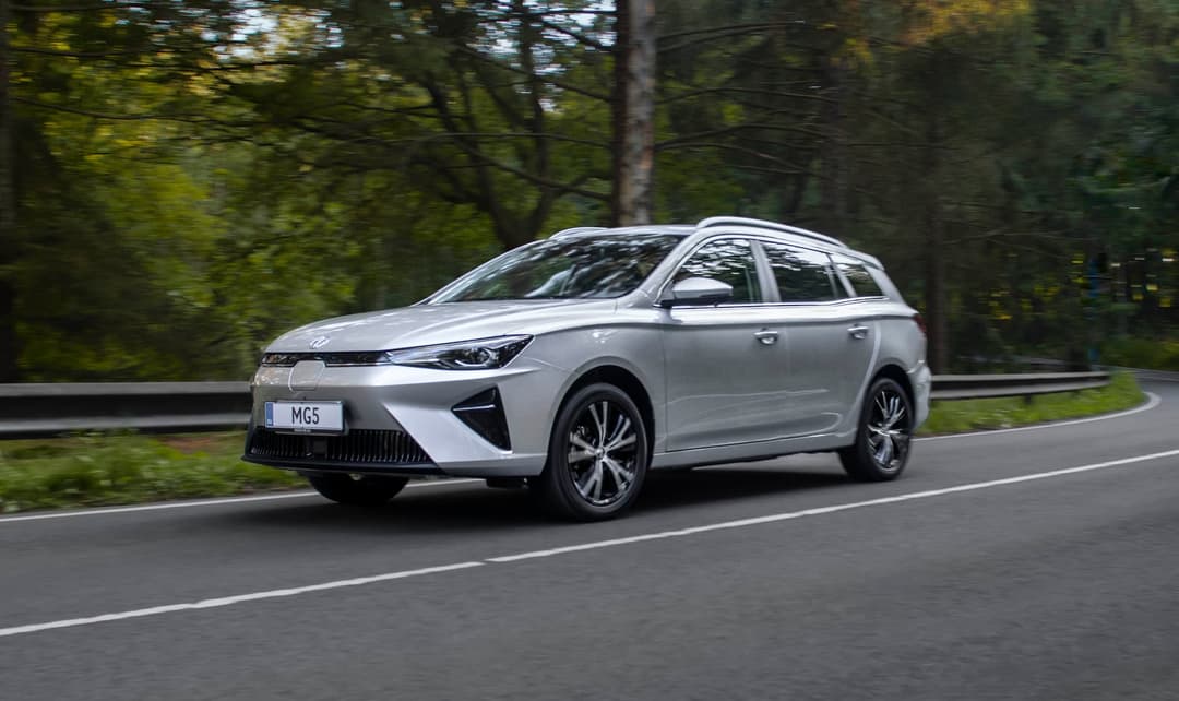 MG Marvel R and MG 5 EV